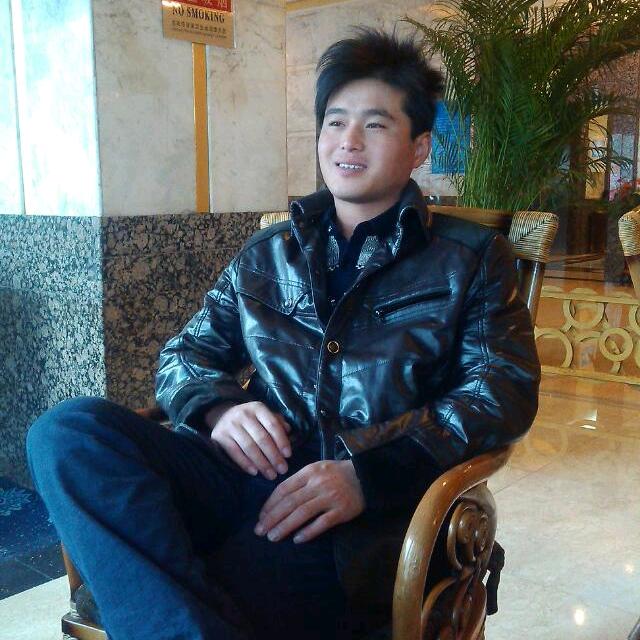 小崔汽车钣喷美容会所