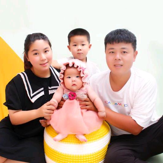 一依宝贝👨‍👩‍👧‍👦