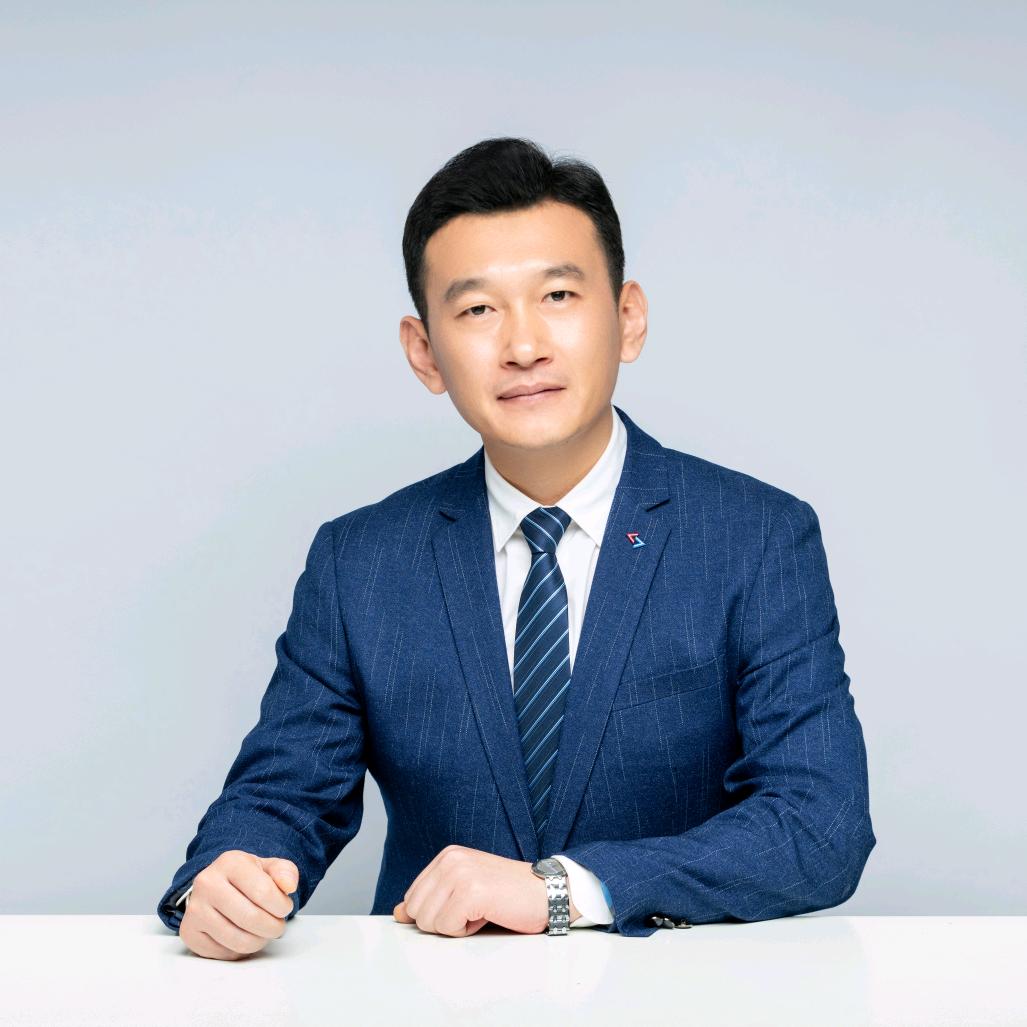 主持人远方