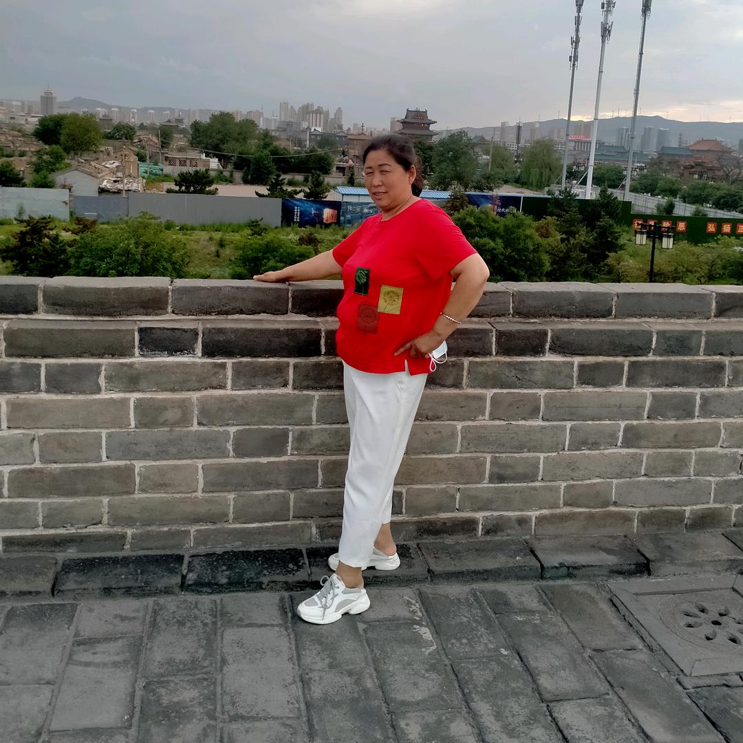 李勤（安〉早起八点开播