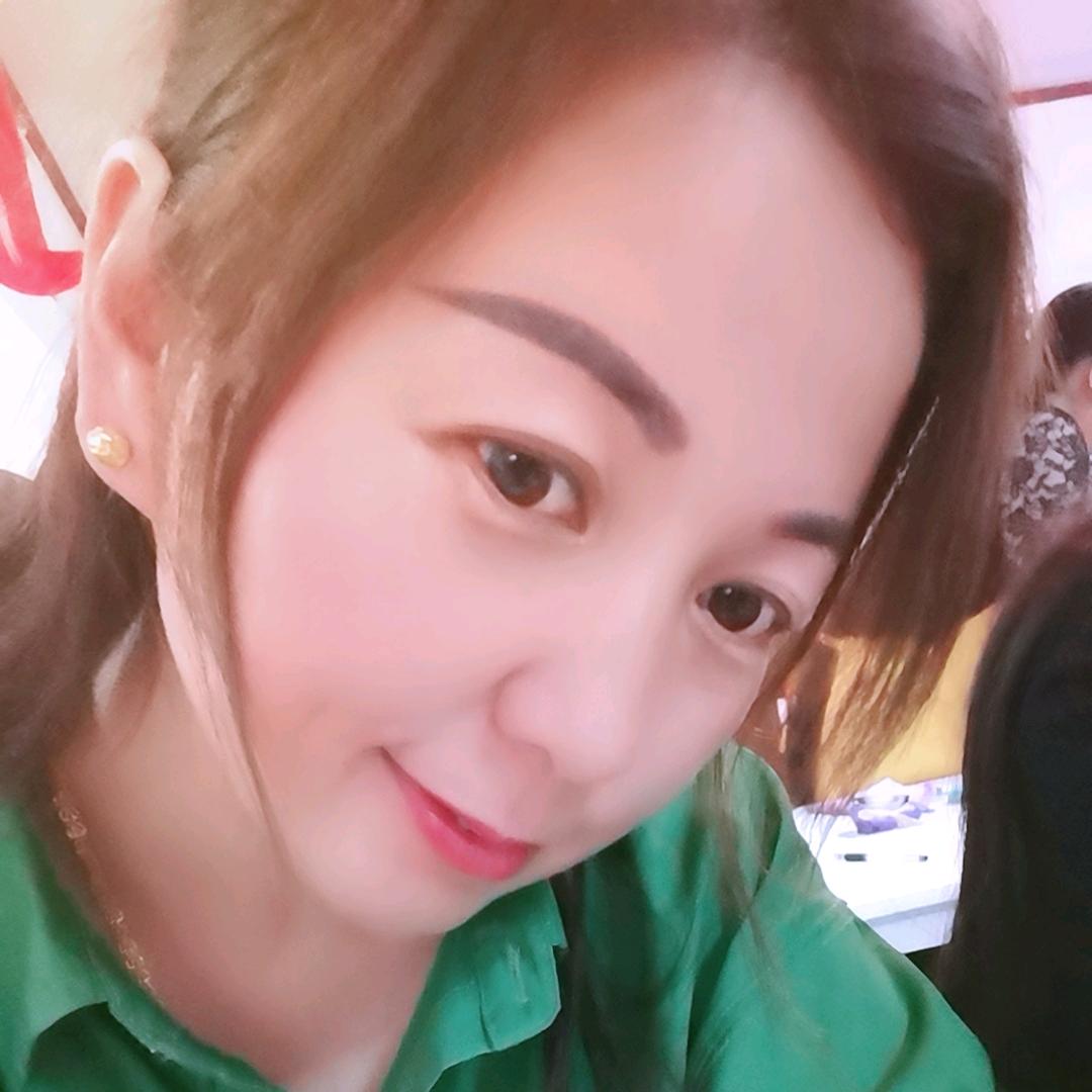 依秀阁汉服馆
