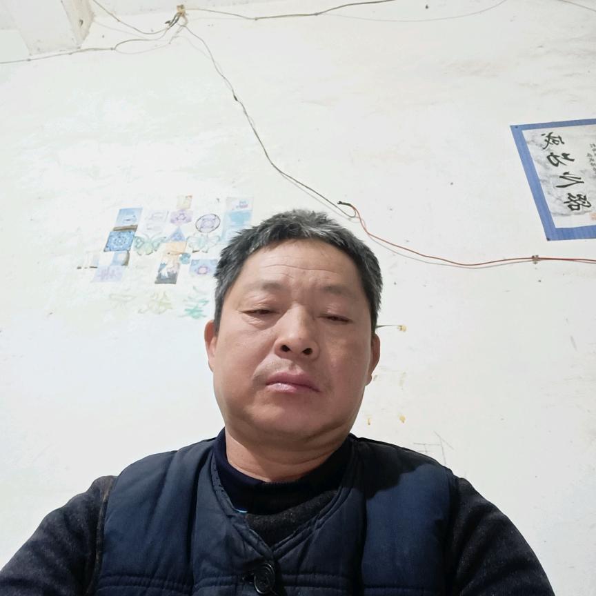 伍记生