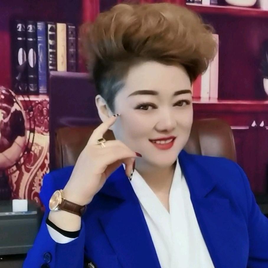 上蔡郁香依女装（每晚21点直播）
