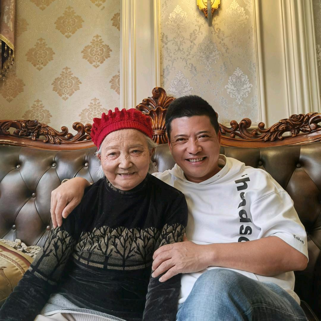 任三哥的老妈