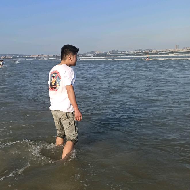 邻水搞装修的小刘
