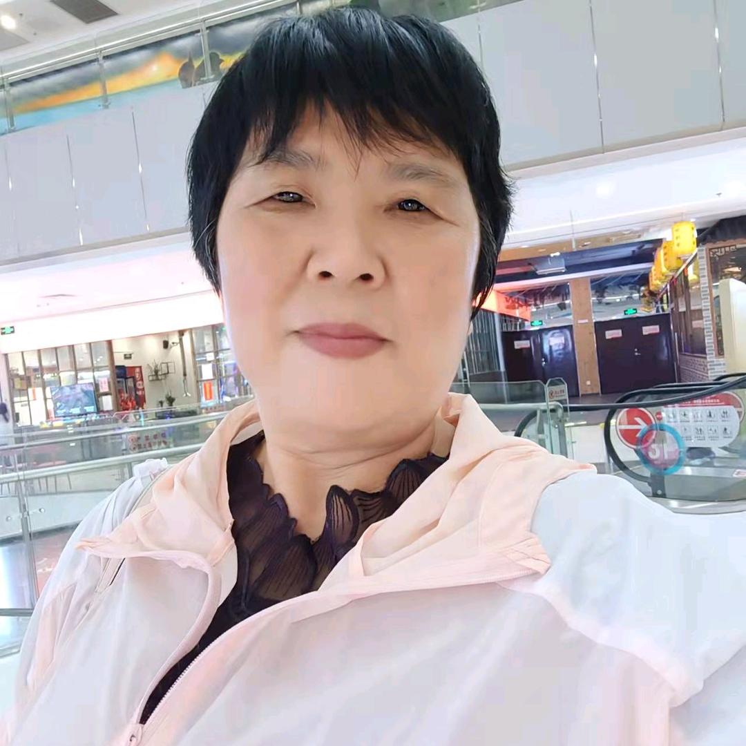 杨红