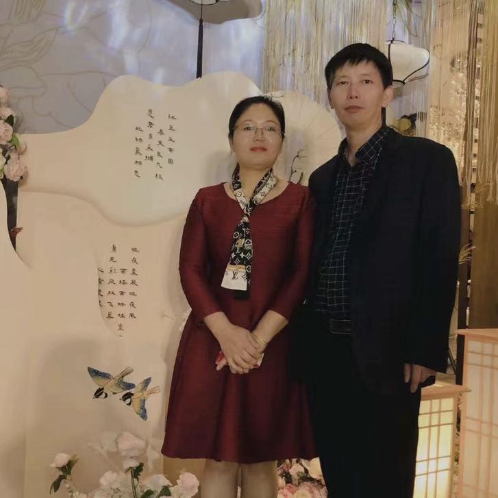 英姿洪态