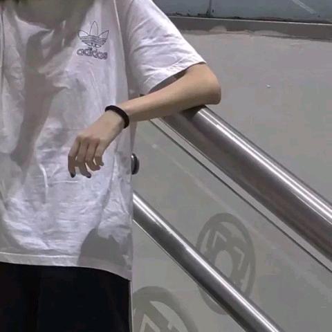 我媳妇让我跟抖音过🥰🥰