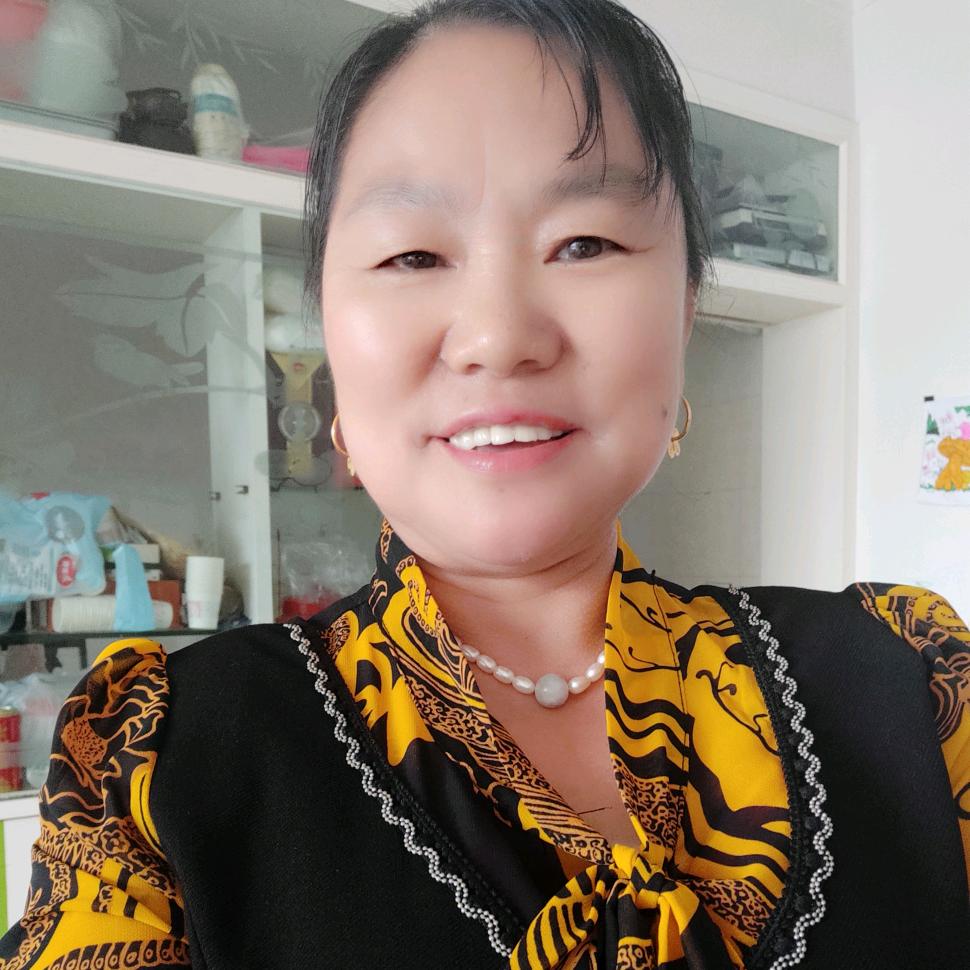 小苹果穿装搭配