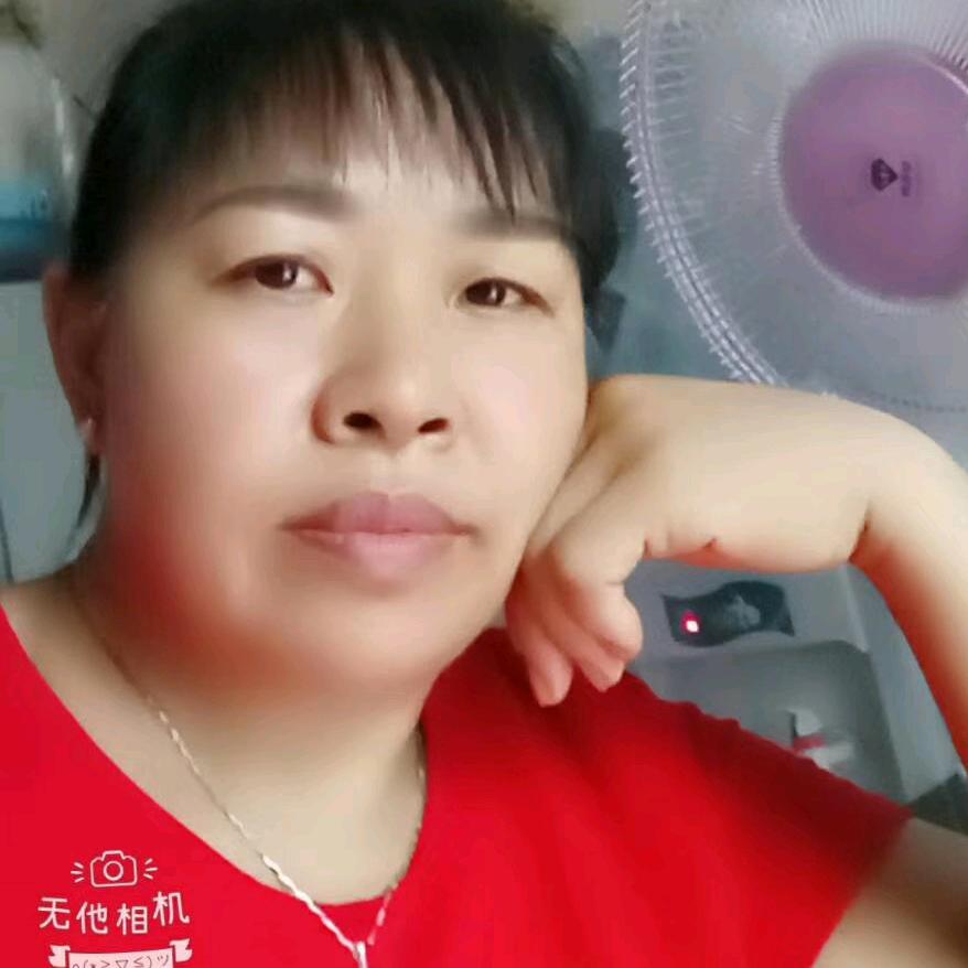 何宣英