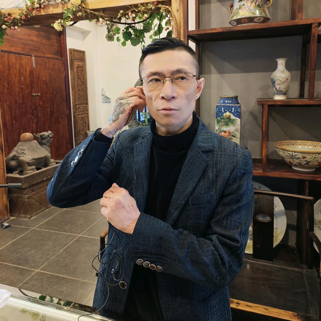 钟詹俊昊