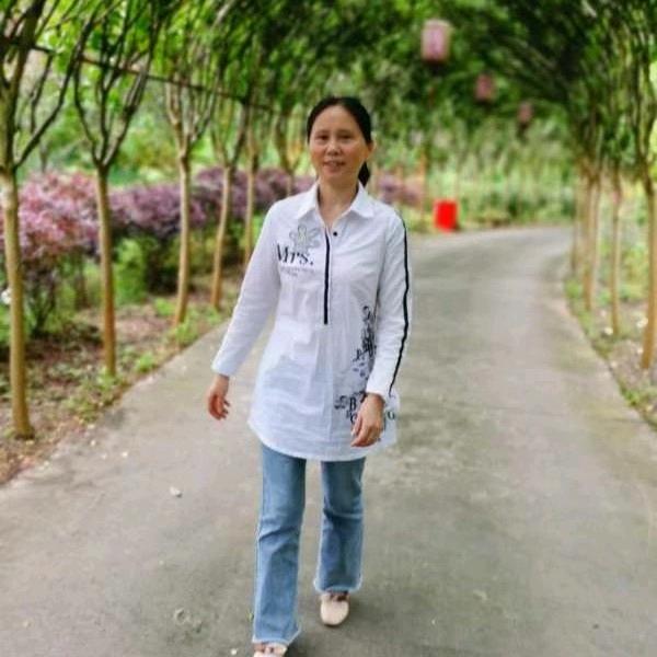 湘玉内衣品龙店-李桂珍