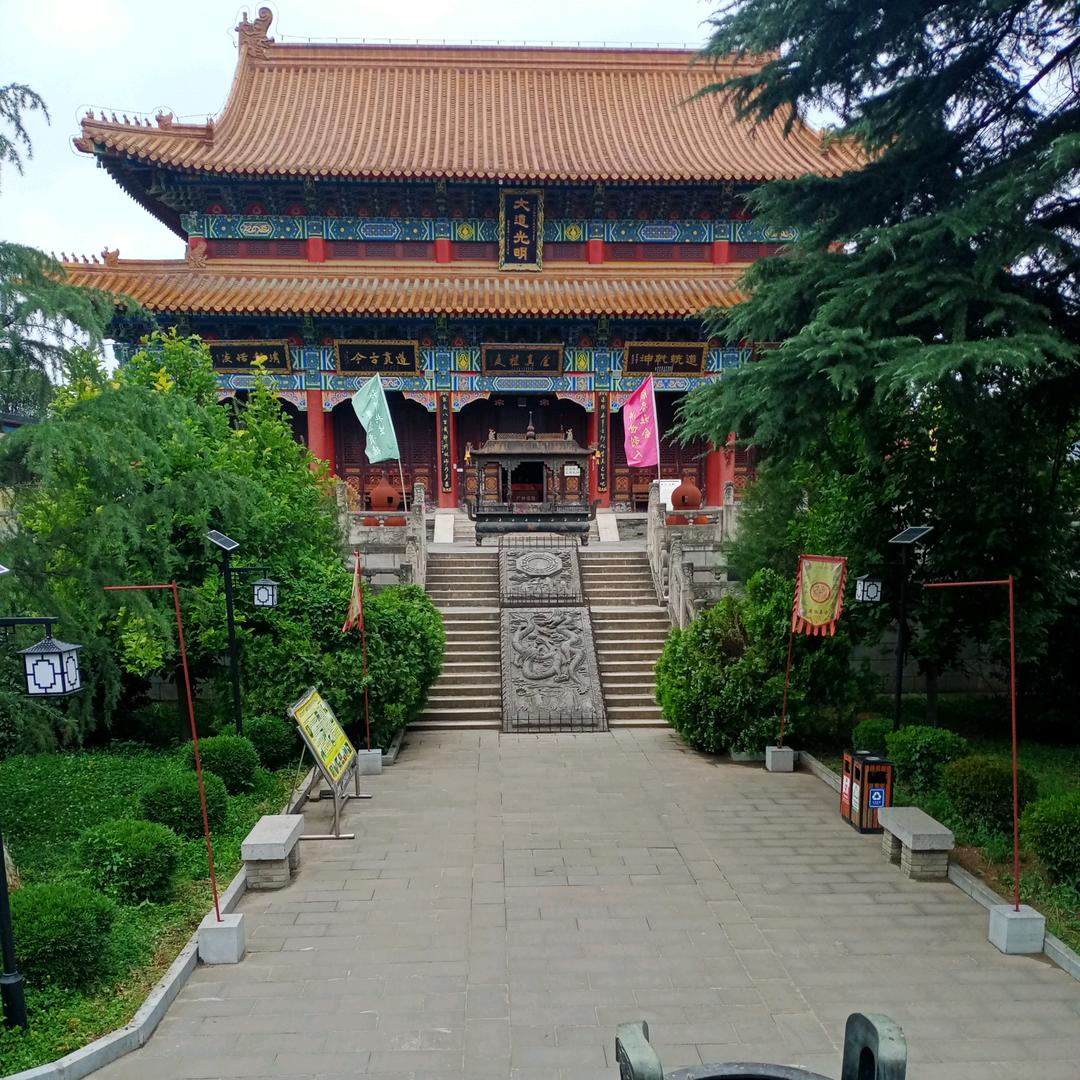 每个人都称我