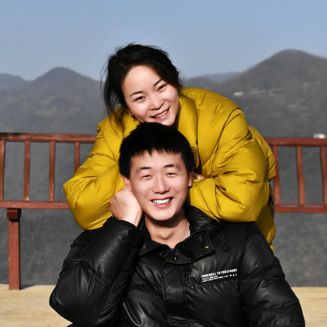 杨佰万