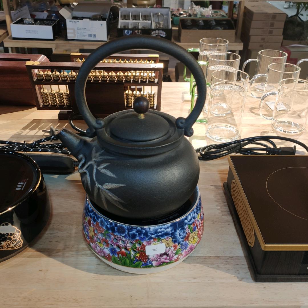 胡四顿
