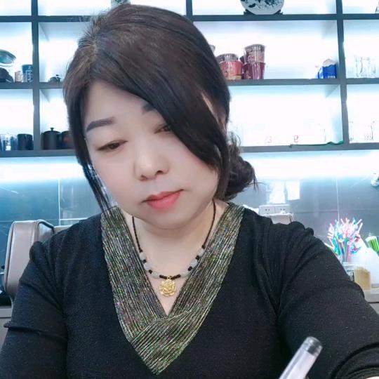 罗三妹，像个傻瓜 😜😜