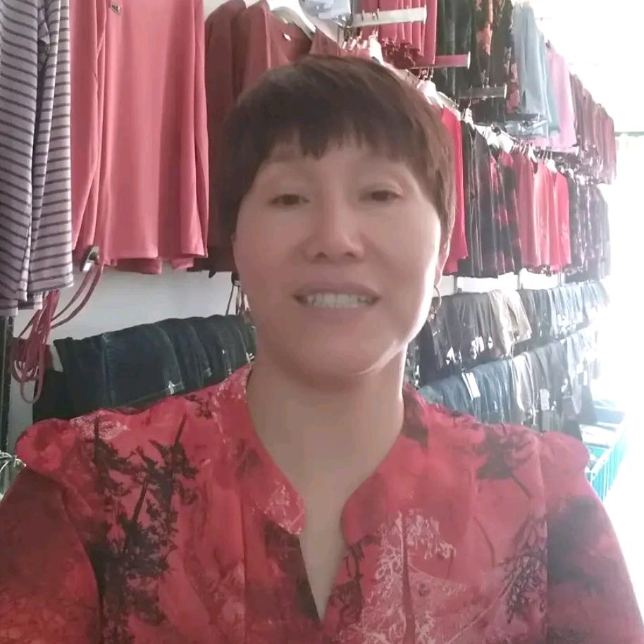 东风金苹果服饰