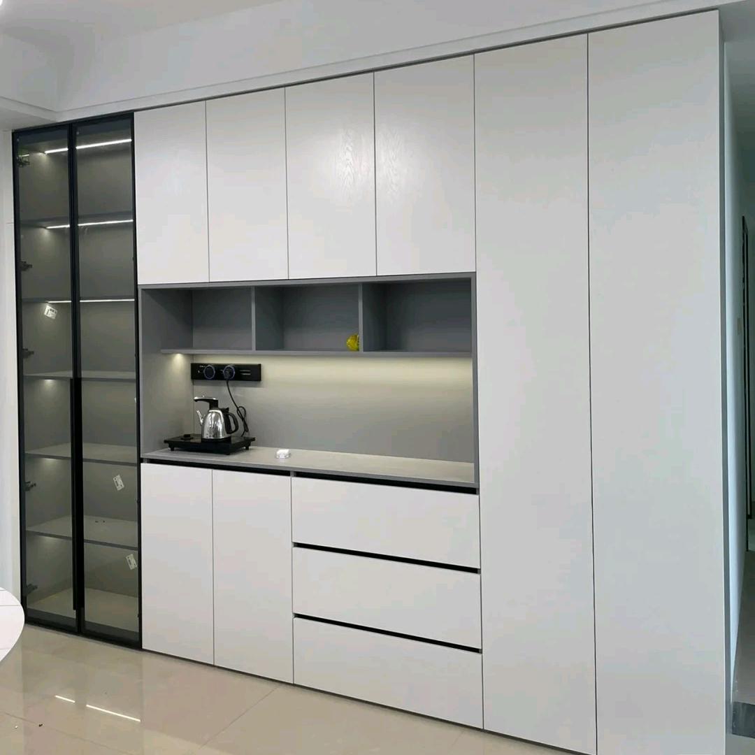 全屋定制衣柜工厂