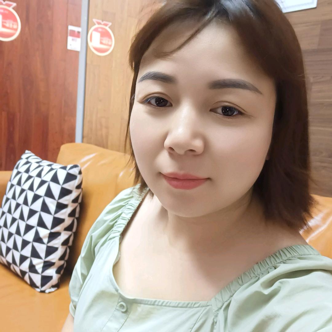 祁阳七特丽窗帘墙布谭姐