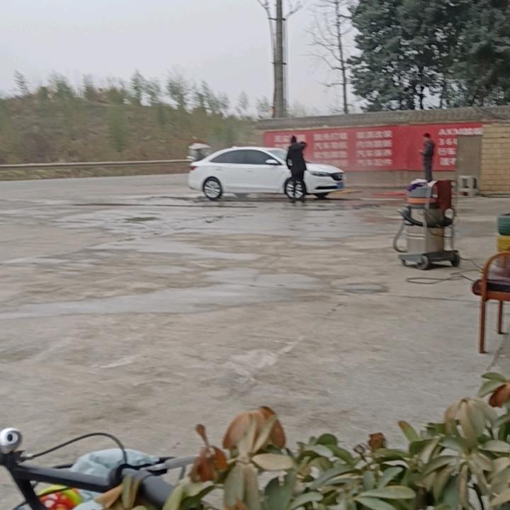 6494967679