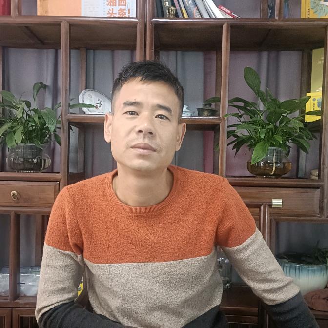 精诚小彭哥。
