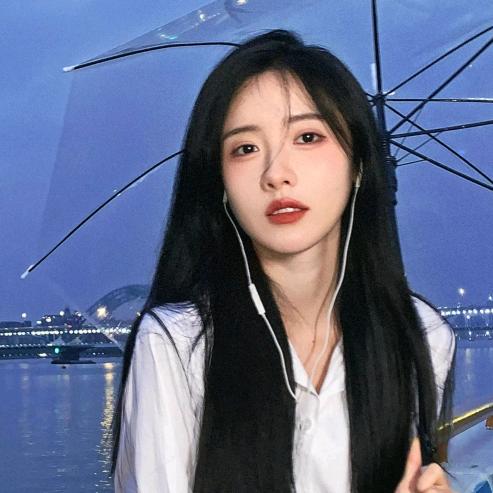 白菜猪精女孩