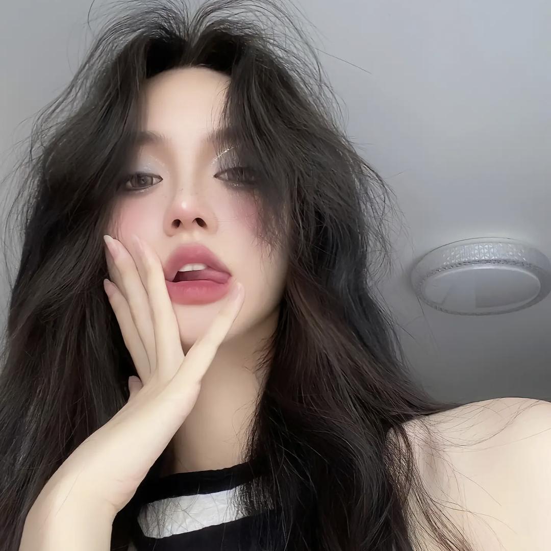 🌸🌿🙈陈嘻嘻