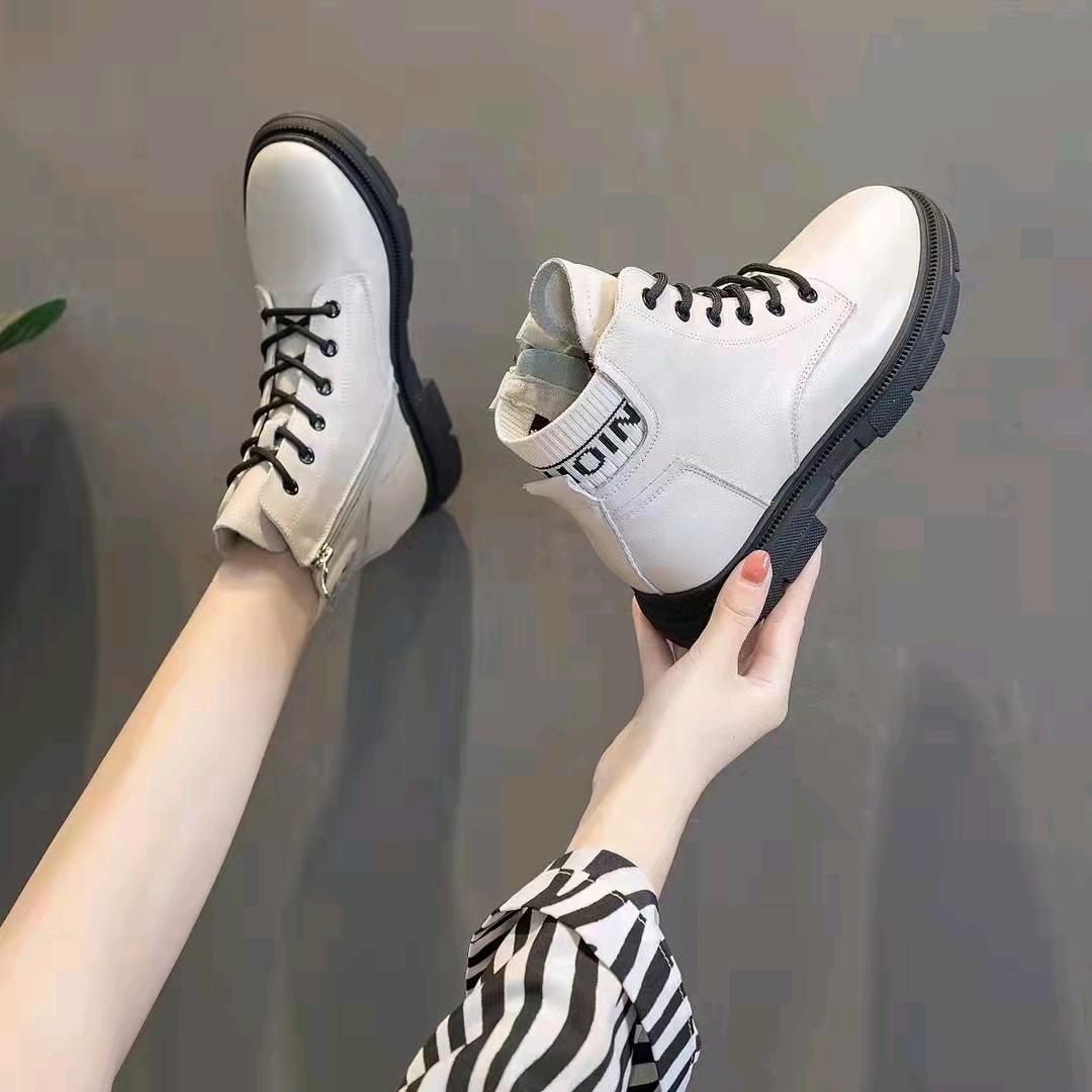 德赛帝伦。
