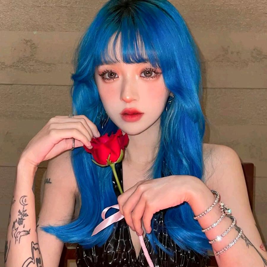 心里的叹息变成了小雨