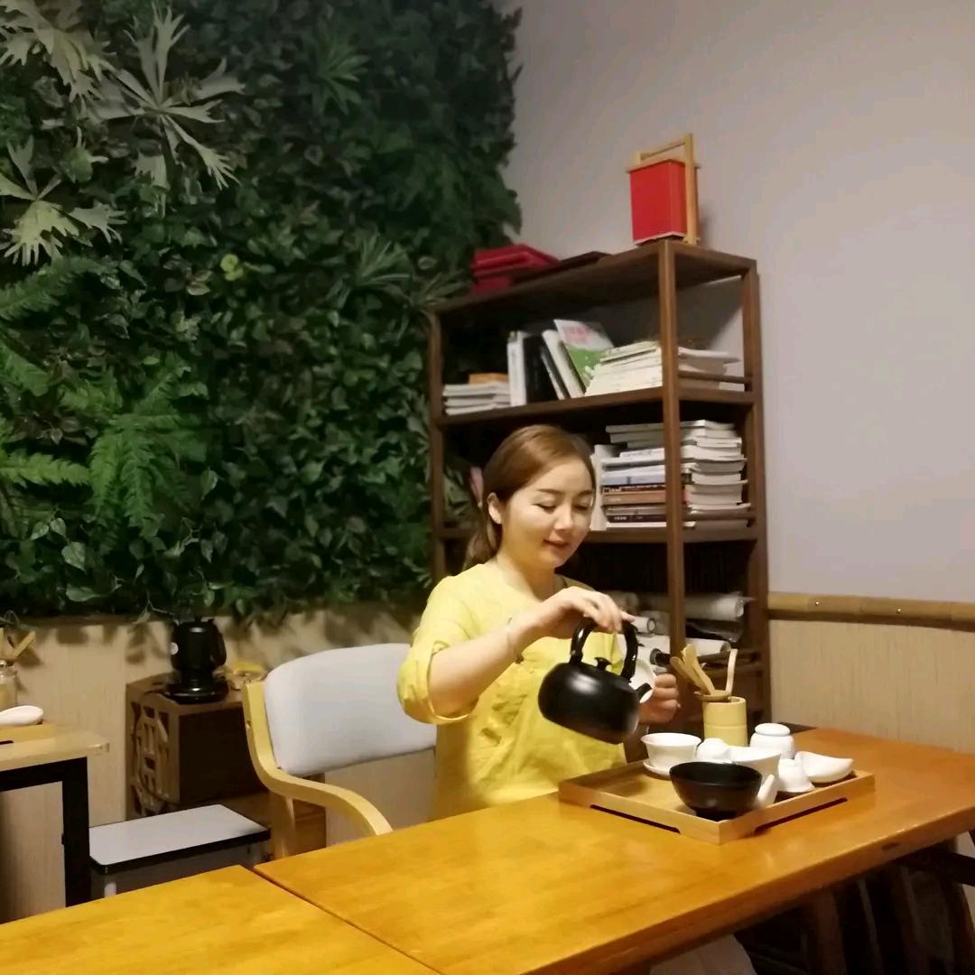 黄山爱文