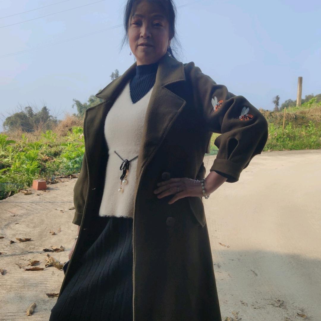 彩华