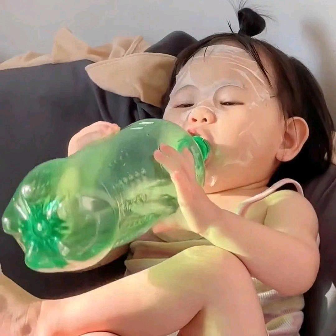 姣