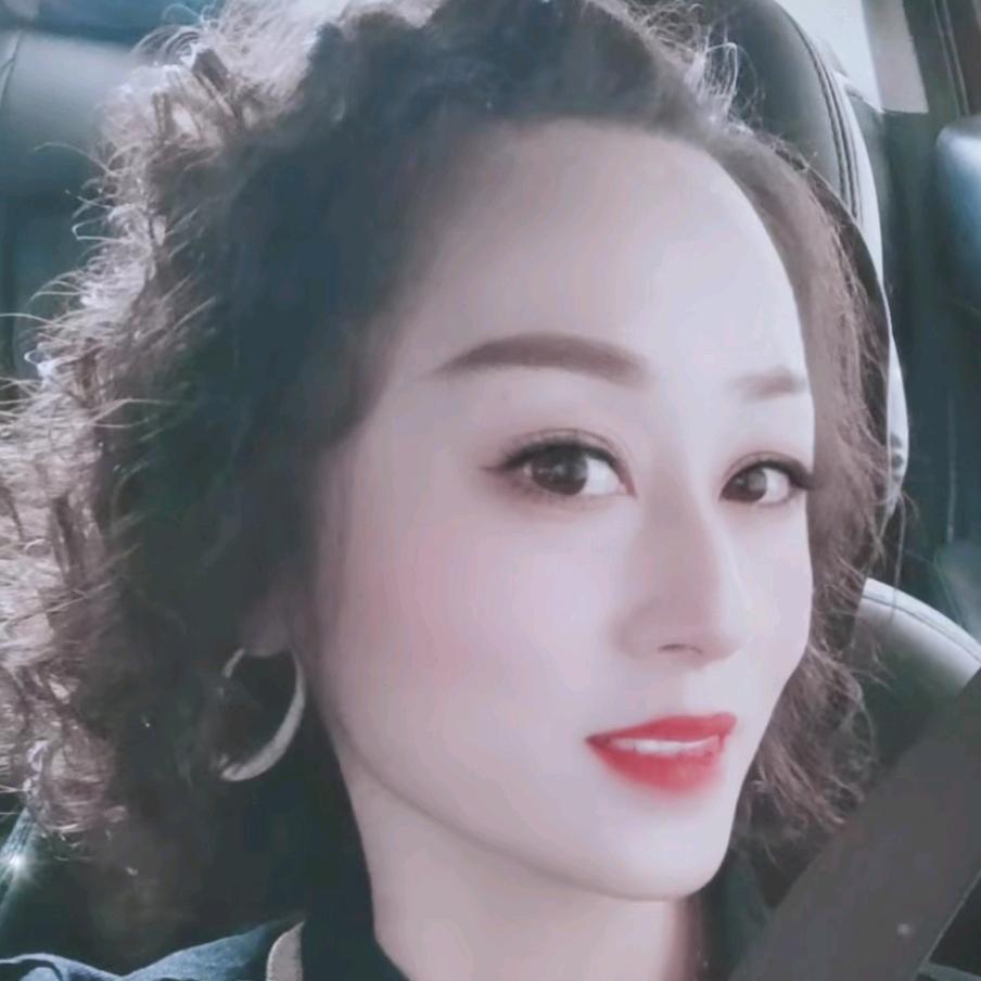 蝴蝶恋上花的美@