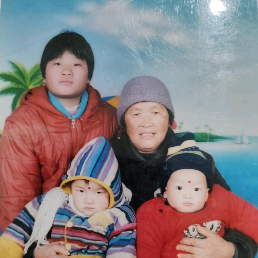 开着轻卡去钓鱼，老戴