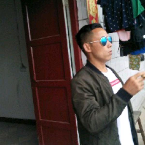 农村人（捕捞野生黄鳝泥鳅）