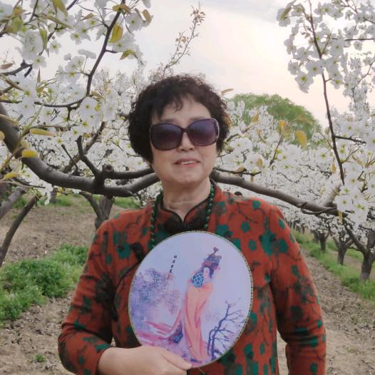 🌺春暖花开🌺