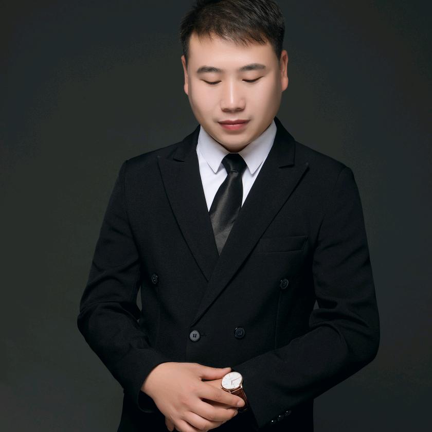 正阳专注减龄烫发的阿亮