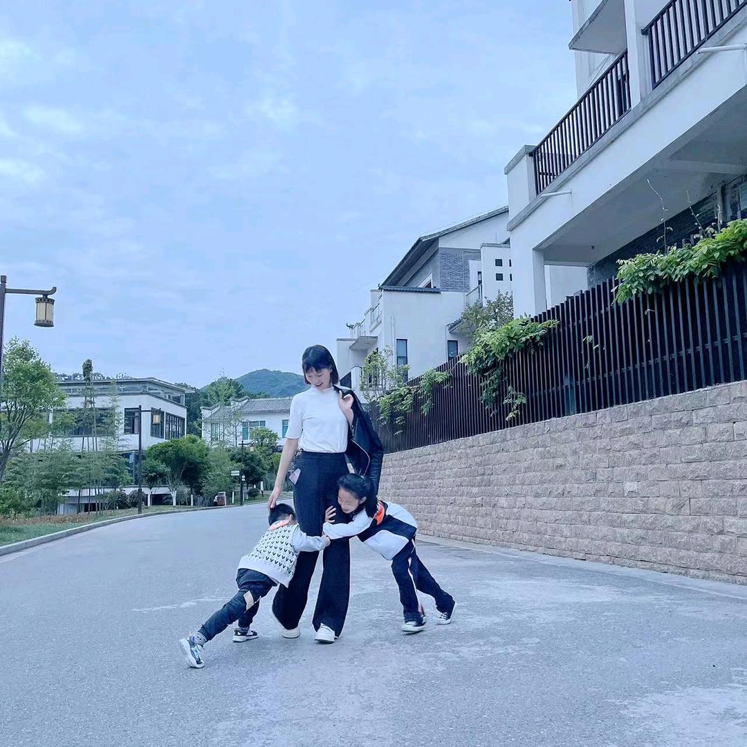 安安👯妈妈