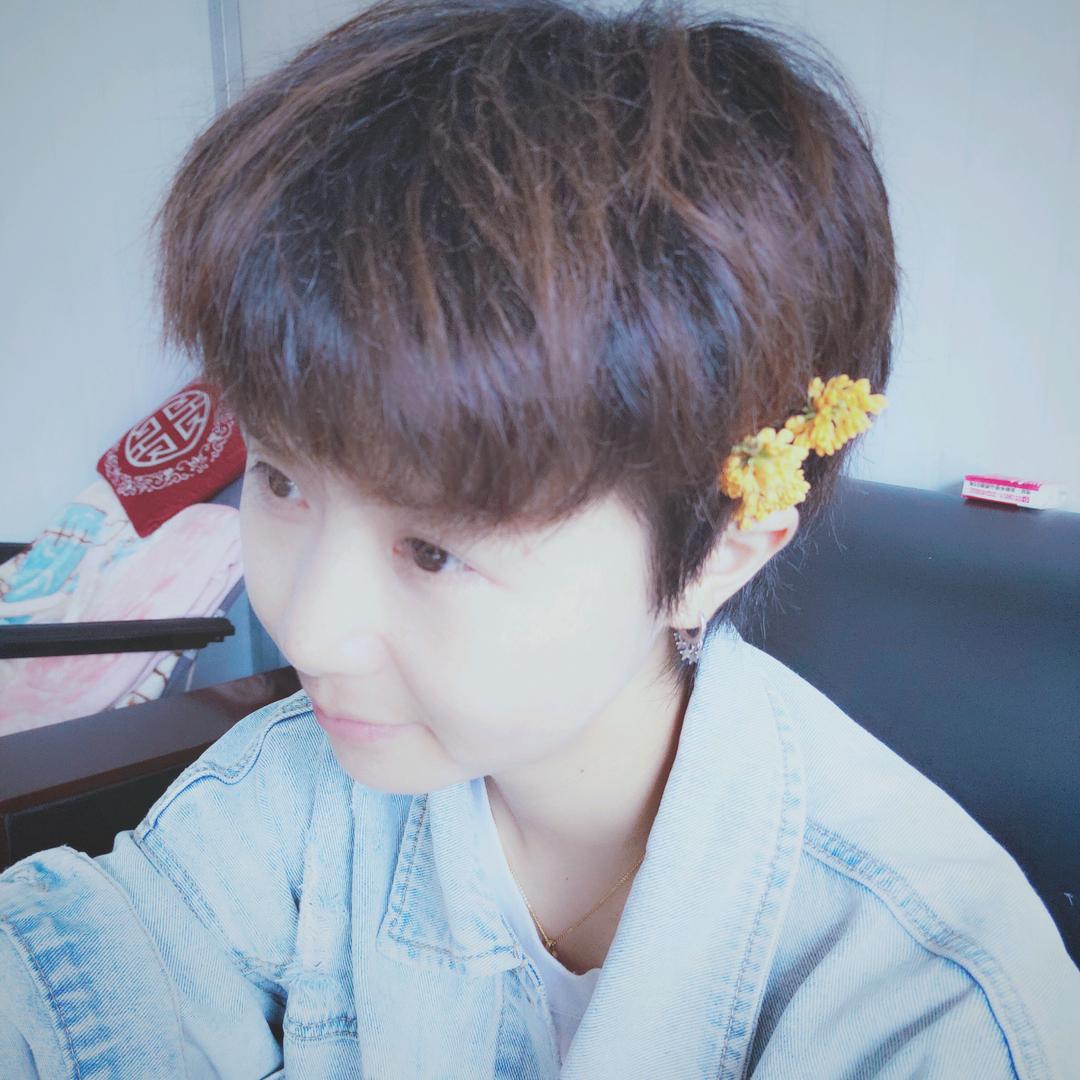 @小五