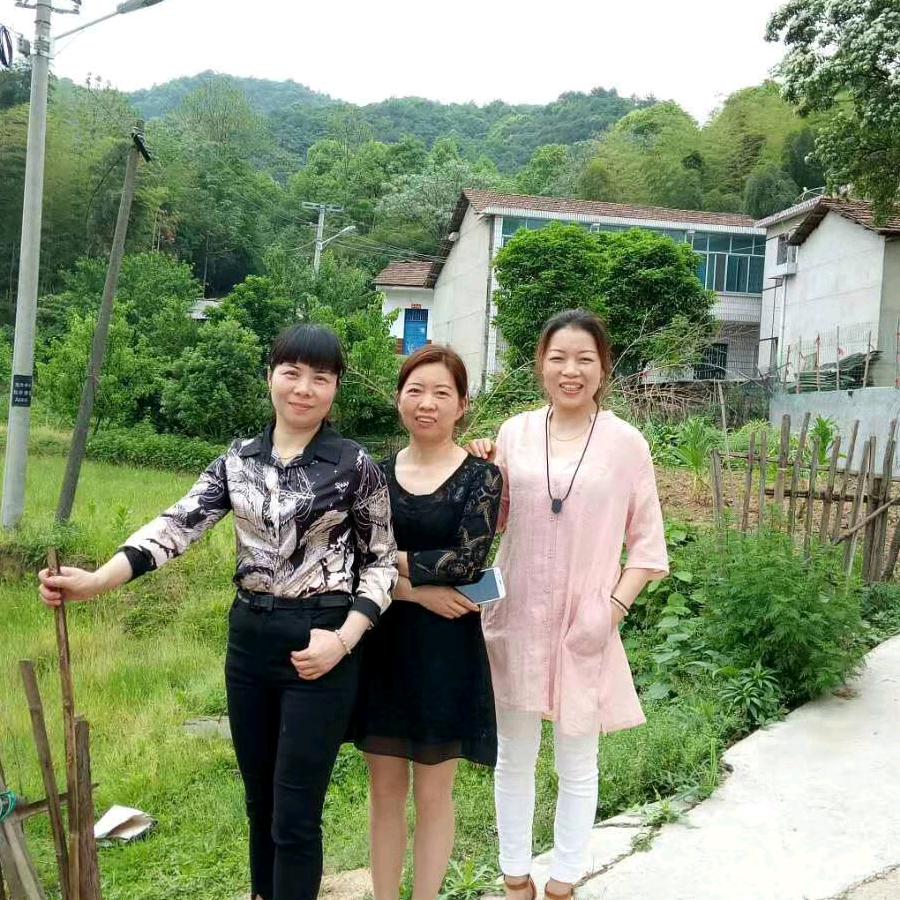 李李^O^