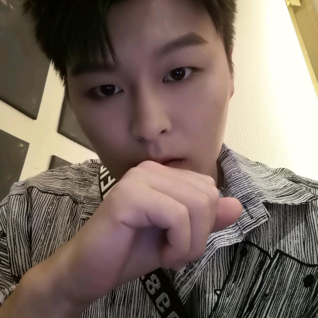 愚昧的洪鑫
