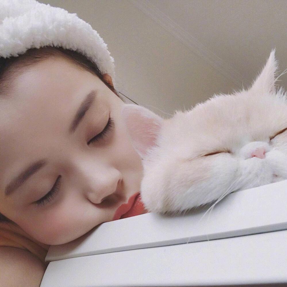 我是你的白月光🌙