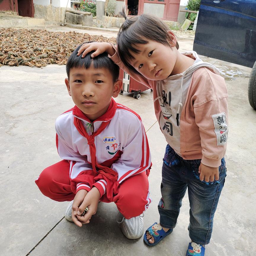 美丽的小山村。