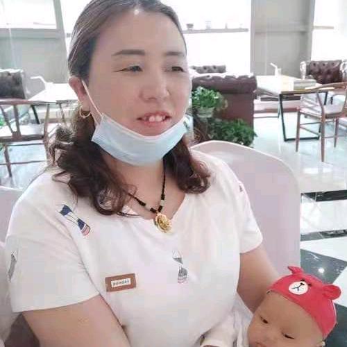 永远幸福的一家人（袁水英）