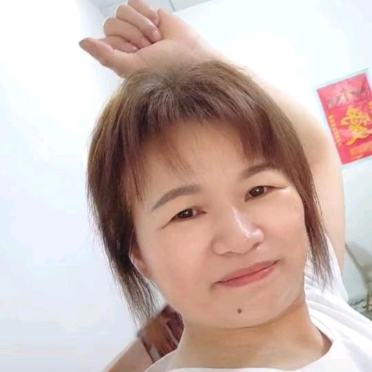 黄彩义容十字街老书店对面理发店