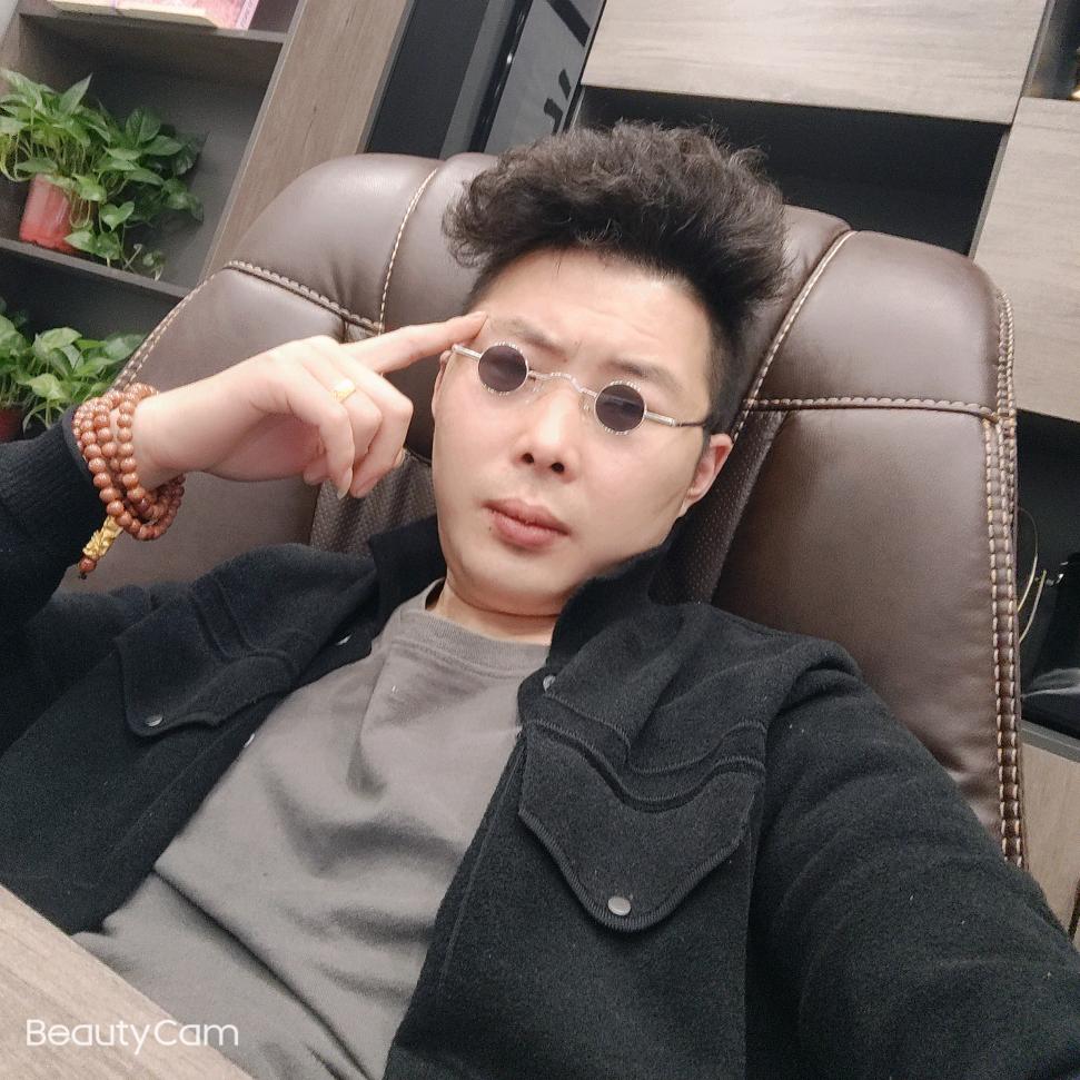 打烊的小辫