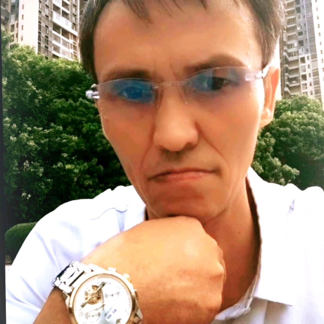 快乐的华哥