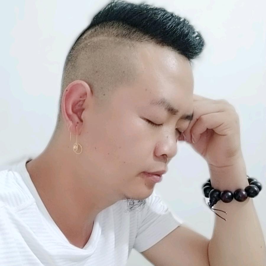 大卫锅二手车