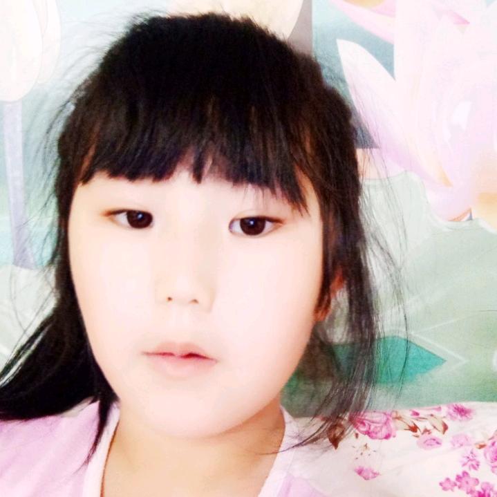 冷佳诺 姥姥