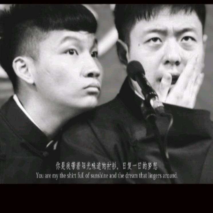 努力笑着的果果老师